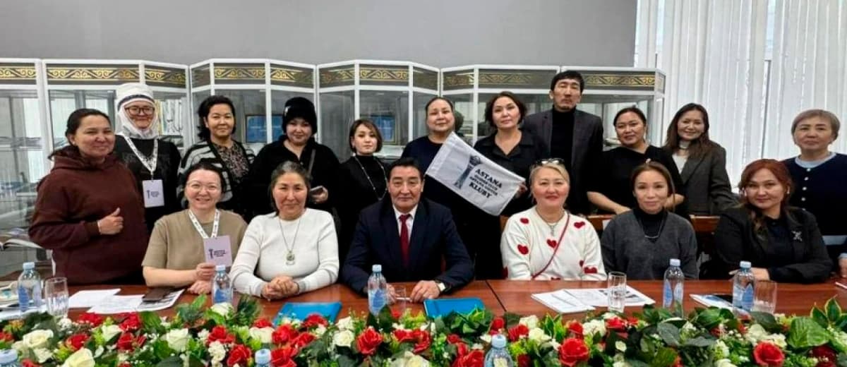 Елорда гидтері экскурсияларына қаланың архивтік деректерін пайдаланады