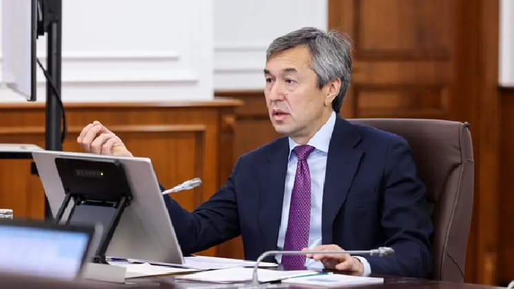 Райымбек Баталов Президенттің штаттан тыс кеңесшісі болып тағайындалды