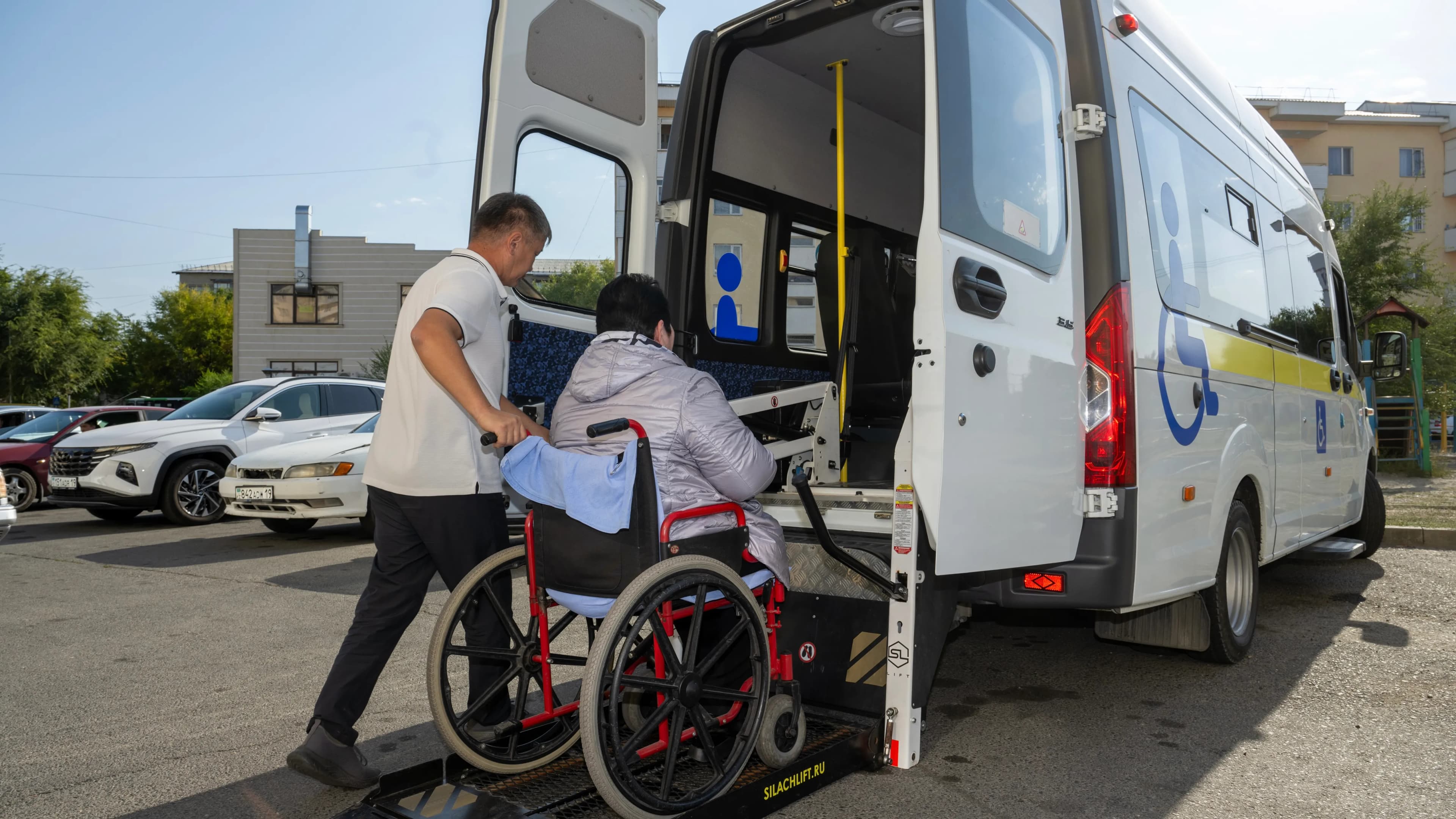 Еңбек министрлігінде инватакси қызметіндегі жаңашылдықтар туралы айтылды