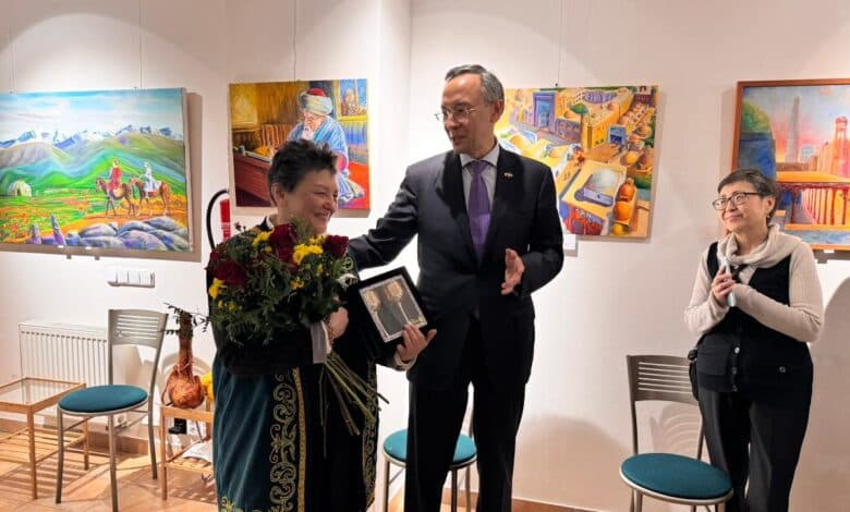 Прагада ашылған көрмеде қазақ бейнелеу өнері көрсетілді