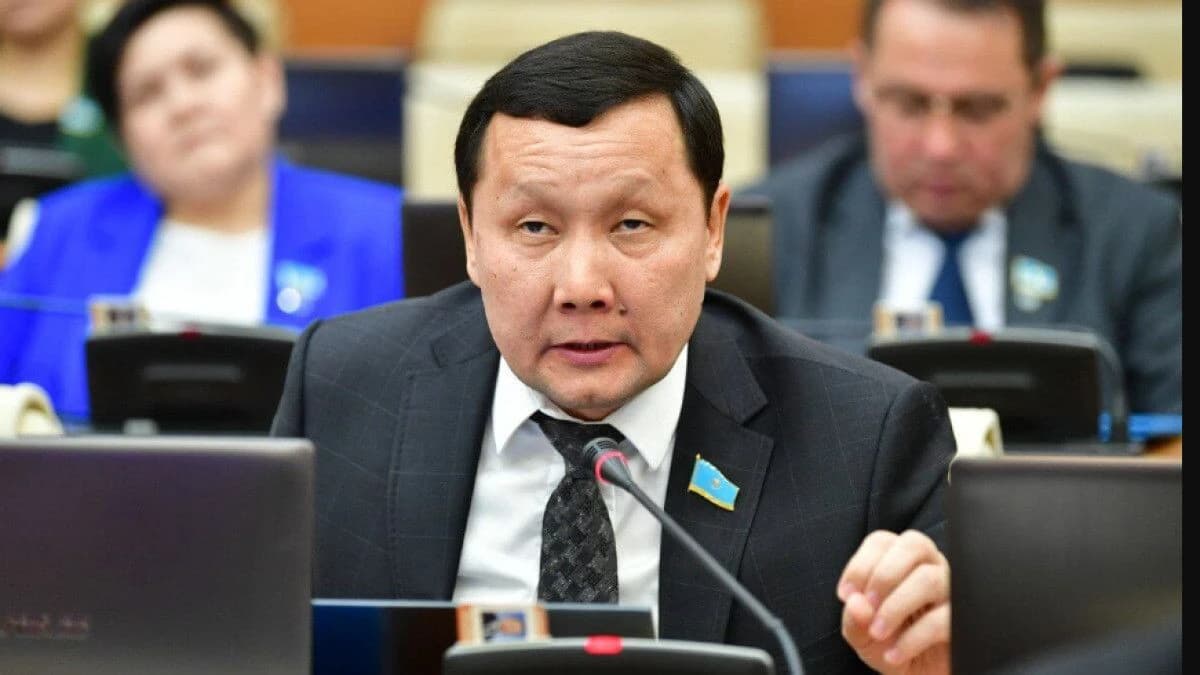 “Қандай тәрбие беріп жатқандығы белгісіз”. Депутат ҰҚК-ге балабақшаларды тексеруді ұсынды